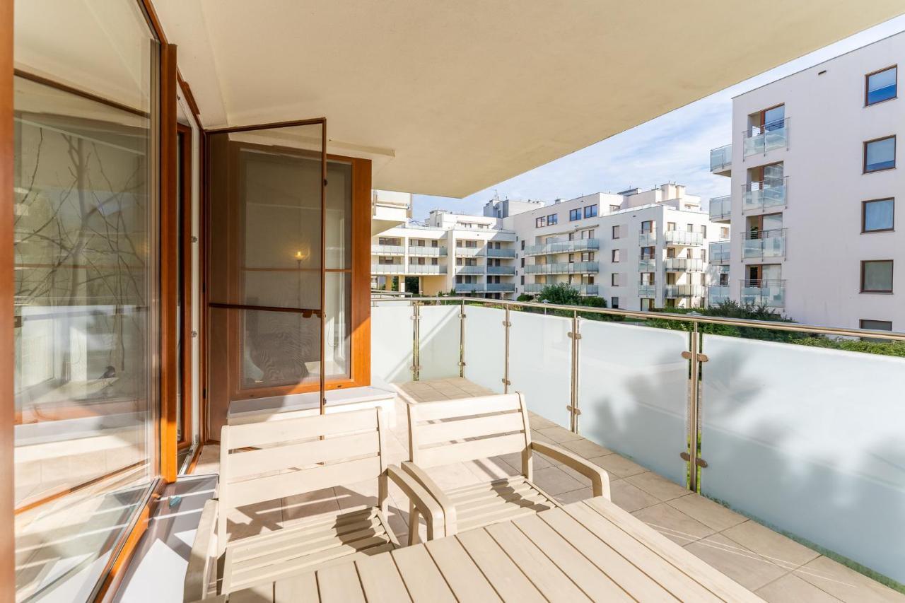 Aqua Marina Plaza-Basen Apartment เมียนซิดดรอแย ภายนอก รูปภาพ