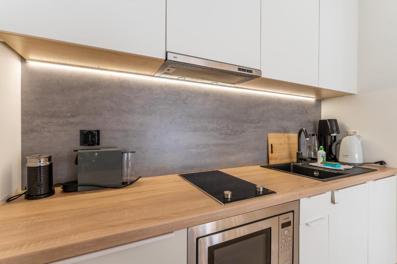 Aqua Marina Plaza-Basen Apartment เมียนซิดดรอแย ภายนอก รูปภาพ
