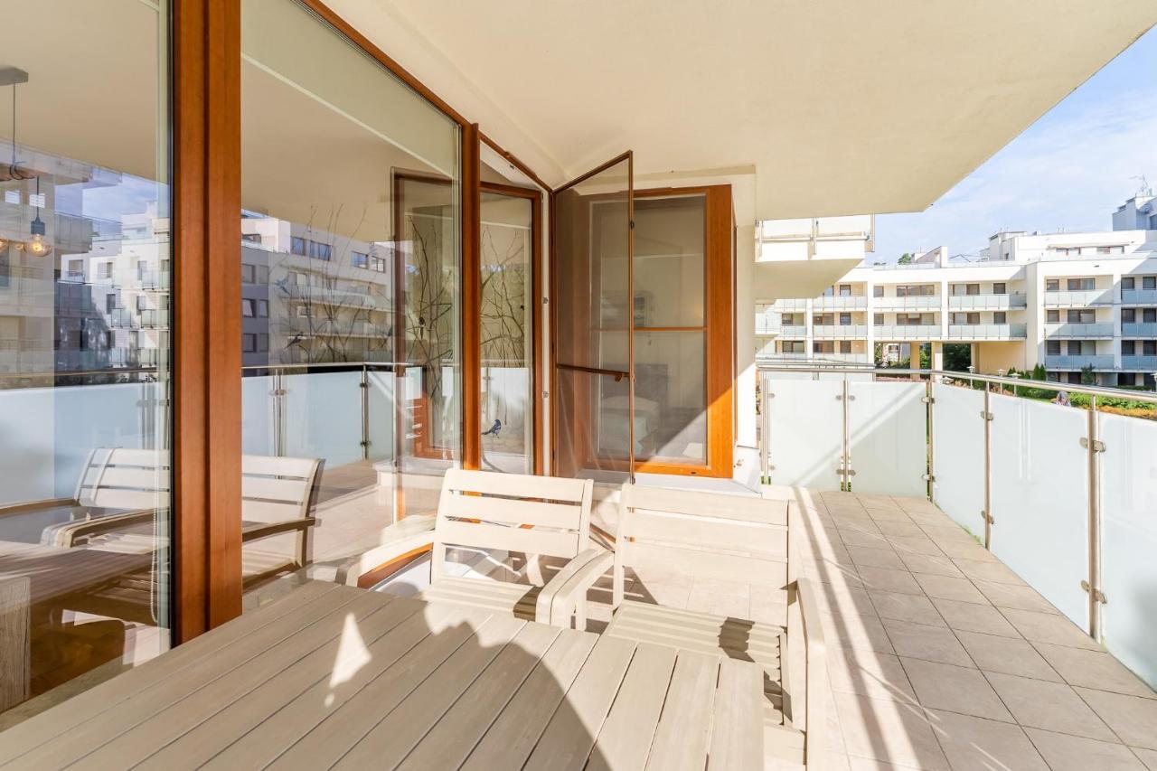 Aqua Marina Plaza-Basen Apartment เมียนซิดดรอแย ภายนอก รูปภาพ